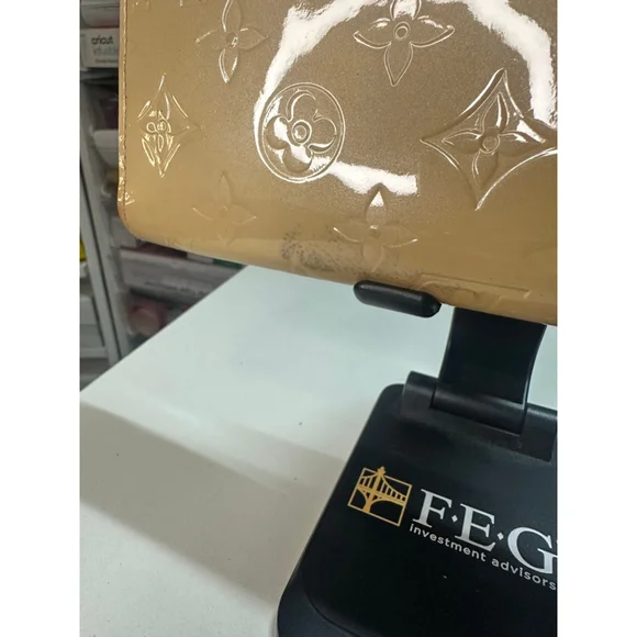 Women's Louis Vuitton Wallet Beige - Picture 3 of 9